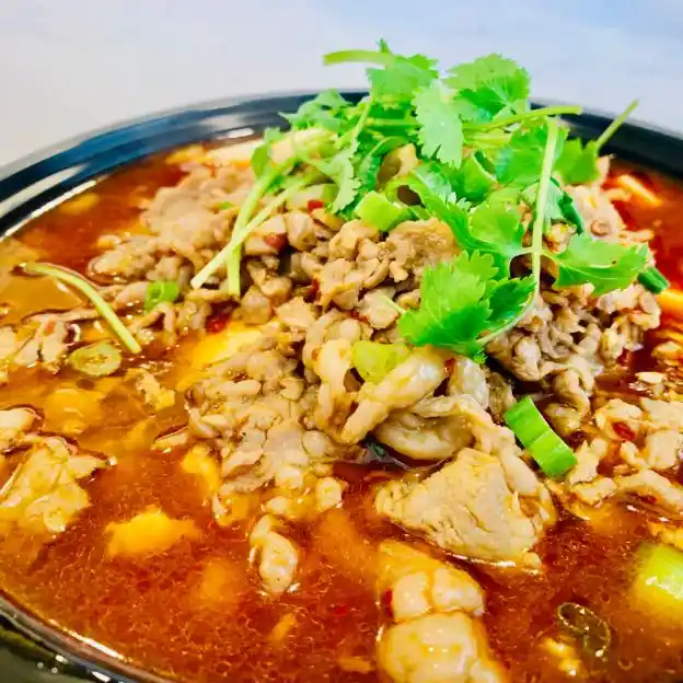 石锅豆花肥牛 Stone Bowl Soft Tofu with Toro Beef